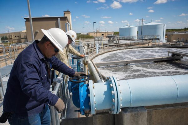 Brownsville aprueba acuerdo de hasta $220 millones con SpaceX para ampliar
