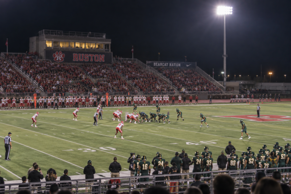Longview visita a Ruston tras arrancar 2-0 en rivalidad interestatal