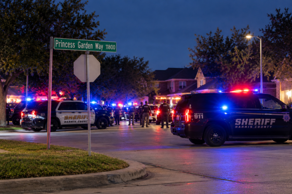 SWAT rescata a bebé de 4 meses tras prolongado operativo en Houston, Texas