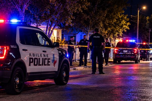 Policía investiga homicidio de Curtis Foley, hallado en patio de Abilene
