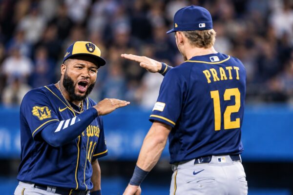 Brewers eliminan a Padres y enfrentarán a Dodgers en la Serie de Campeonato