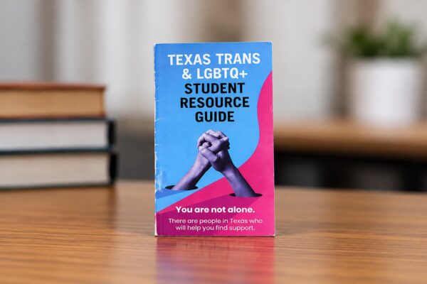 Organizaciones LGBTQ+ niegan haber enviado folletos dirigidos a menores en Texas
